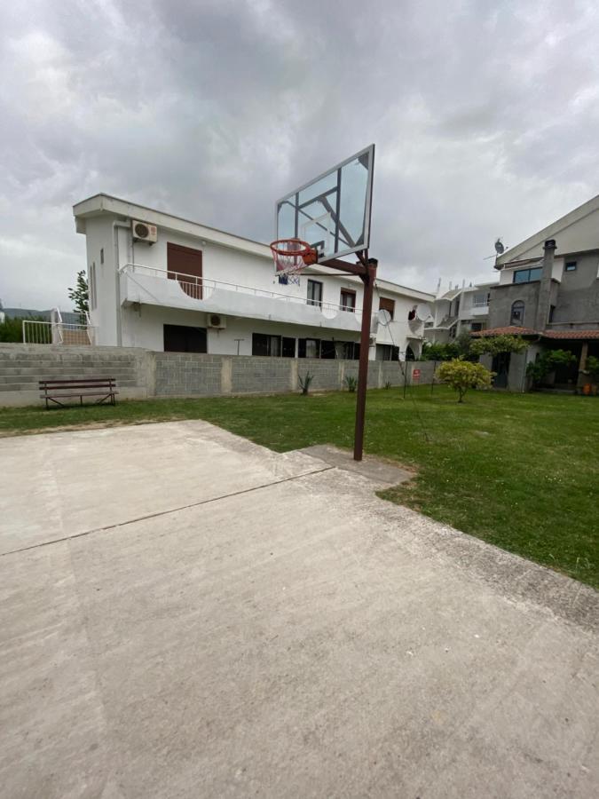 Apartments Toni Ulcinj Eksteriør bilde
